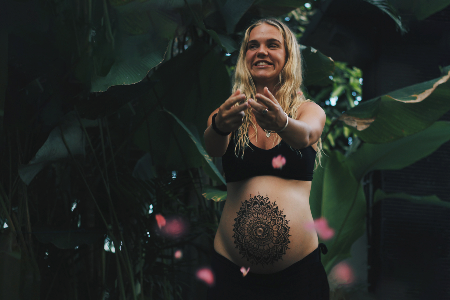 Maria Frisch wellness website imagery